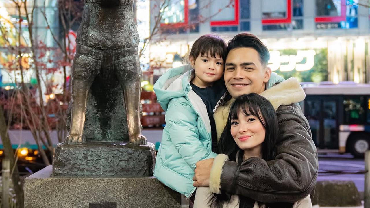 Potret Asmirandah dan Jonas Rivanno Ajak Anak Liburan ke Jepang, Penampilan Chloe Curi Perhatian