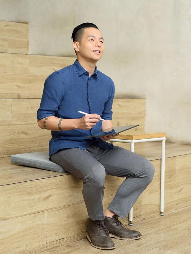 Ernest Prakasa. (Foto: Instagram @ernestprakasa)