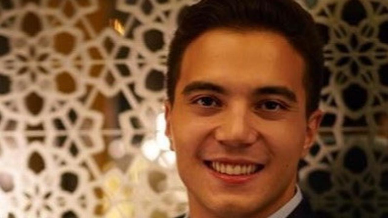 Danial Deen Isa Kalebic merupakan kakak dari Anisha Rosnah. Sosoknya mulai mencuri perhatian di momen lamaran hingga pernikahan sang adik.