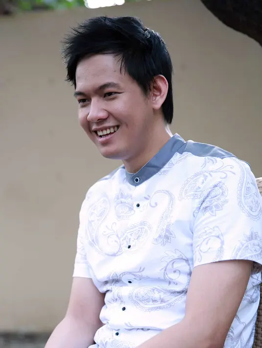 Menurut Andi Arsyil, para pemain sinetron tersebut tak hanya mencari uang. Adalah kebersamaan dan kekeluargaan yang ditonjolkan. Tidak heran jika antar pemain sudah sangat akrab. (Deki Prayoga/Bintang.com)