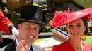 Princess of Wales tampil menonjol dalam ansambel merah membara yang elegan saat dia menghadiri Ascot hari terakhir di di Berkshire, Inggris. [Foto: IG/princeandprincessofwales].