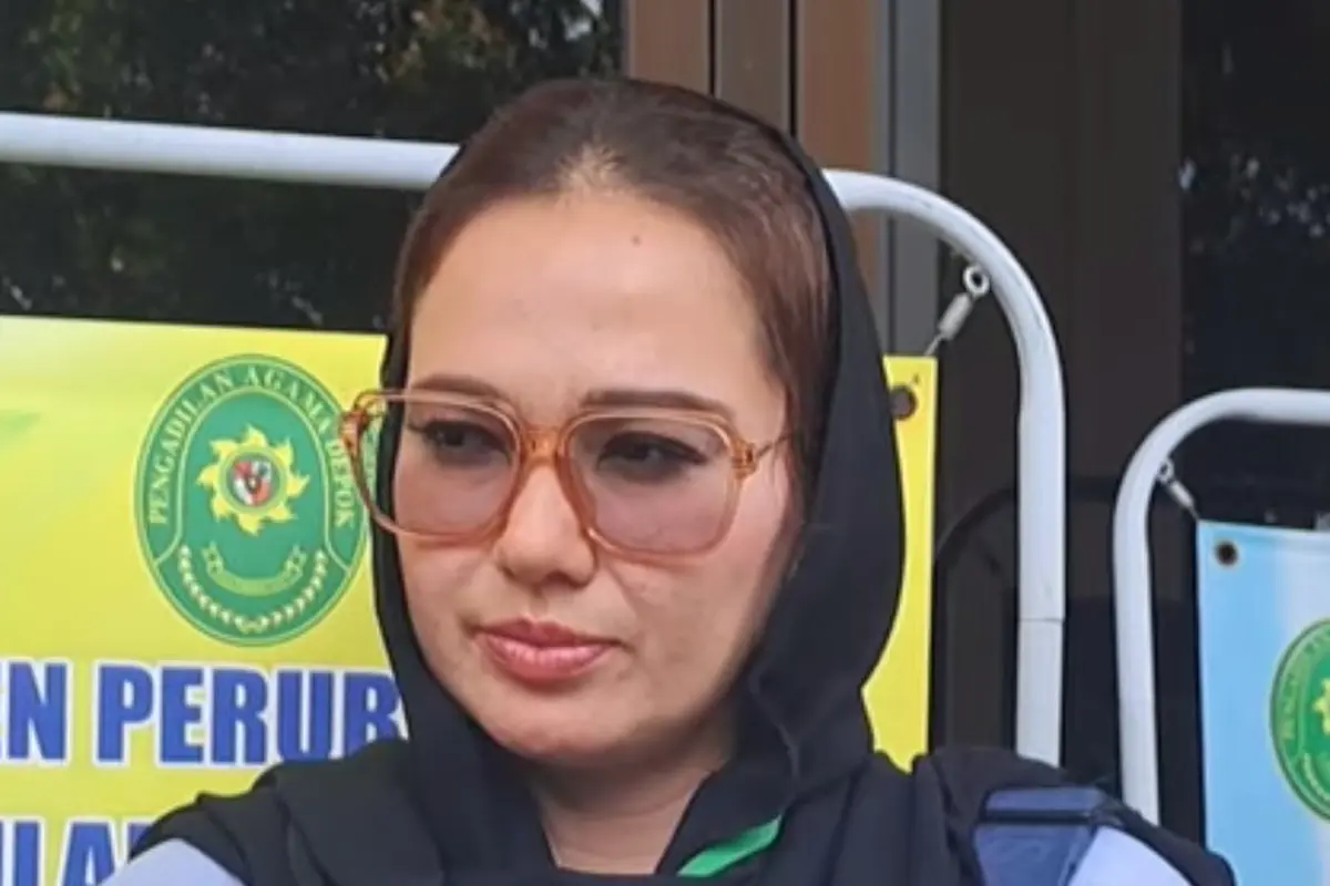 Catherine Wilson Boyong 2 Saksi Penting Guna Membuktikan Bahwa Idham Masse, yang Masih Sah Menjadi Suaminya, Tidak Pernah Memberikannya Nafkah (Foto: Dok. YouTube Intens Investigasi)