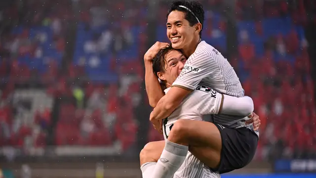 Vissel Kobe, Yoshinori Muto