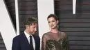 Anne Hathaway dan Adam Shullman mengaku sangat bahagia ketika Baby Jonathan lahir. Adam Shullman juga mengungkapkan ia akan menjalani peran sebagai ayah untuk si buah hati. (AFP/Bintang.com)