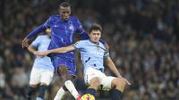 Abdukodir Khusanov melakukan blunder pada laga debutnya bersama Manchester City saat bersua Chelsea pada pertandingan pekan ke-23 Premier League di Stadion Etihad, Minggu (26/01/2025) dini hari WIB. Meski begitu, Man City menang 3-1 atas The Blues. (AP Photo/Scott Heppell)&nbsp;&nbsp;