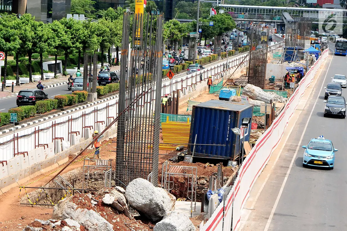 LRT Ruas Cawang-Dukuh Atas Memasuki Tahap Pengecoran Tiang Pancang
