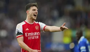 Janji Declan Rice jika Arsenal Juara Liga Inggris Lagi: Rela Cat Rambut Merah, Mirip Legenda The Gunners