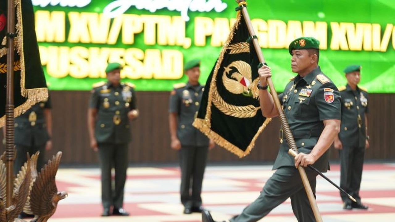 Mayjen TNI Doddy Tri Winarto Resmi Jabat Pangdam XV/Pattimura, Siap Jaga Stabilitas Maluku