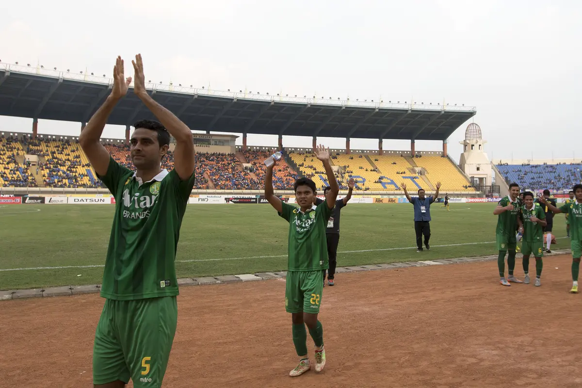 Persebaya United VS Persiba Balikpapan