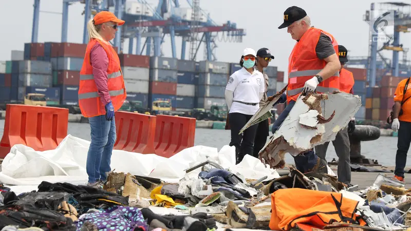 KNKT Pilah Temuan Serpihan Lion Air