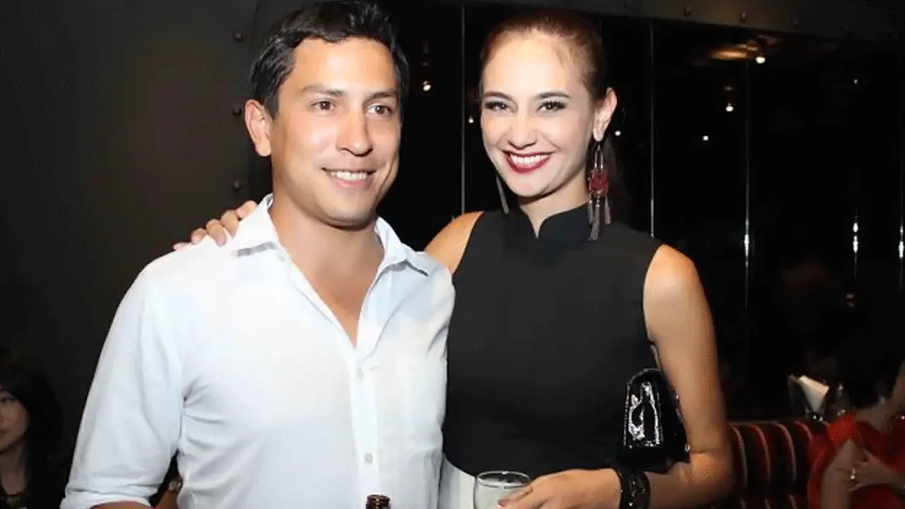 Marrisa Nasution-Warren Conrad