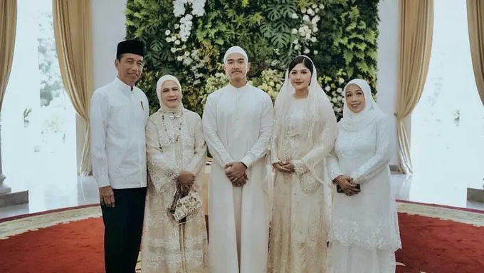 Pesona Anggun Ibu Negara Iriana Jokowi Hadiri Tasyakuran Kehamilan Erina Gudono, Tenteng Tas Branded Seharga Rp135 Juta