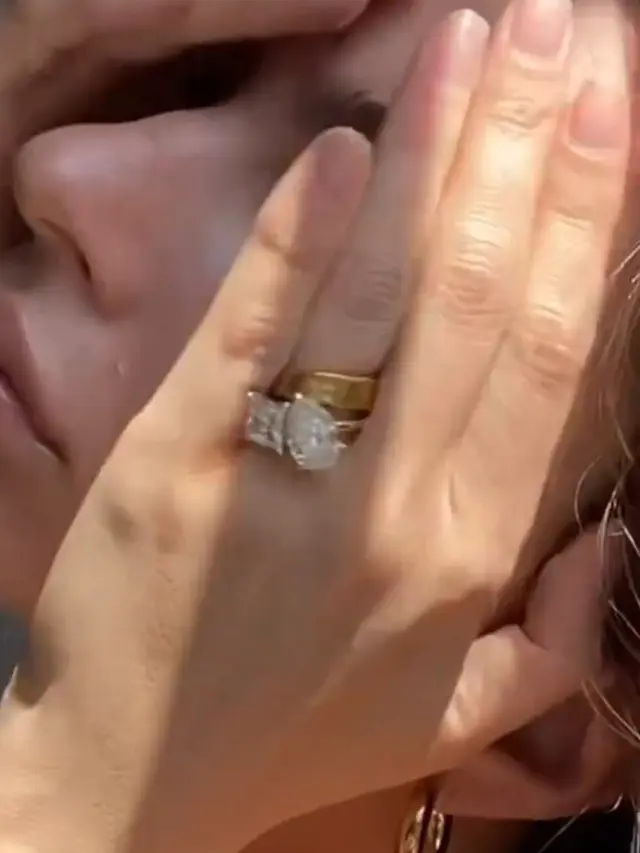 Cincin Pertunangan Selebriti Paling Unik dan Tidak Biasa