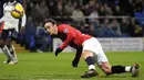 Manchester United's Dimitar Berbatov heads the goal during English Premier league match against Bolton Wanderers' at The Reebok Stadium, Bolton, on January 17, 2009. AFP PHOTO/ANDREW YATES