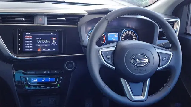 Interior Daihatsu Sirion