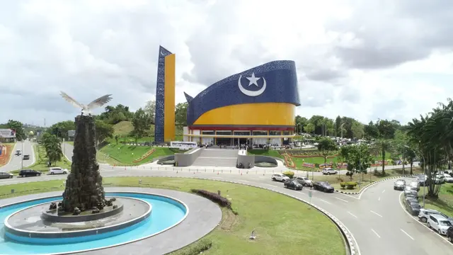 Masjid Tanwirun Naja atau Masjid Tanjak