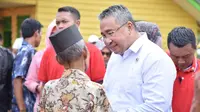Menteri Desa, Pembangunan Daerah Tertinggal dan Transmigrasi Eko P Sandjojo mengunjungi Desa Sinar Pagi, Kecamatan Seluma Utara, Kabupaten Seluma.