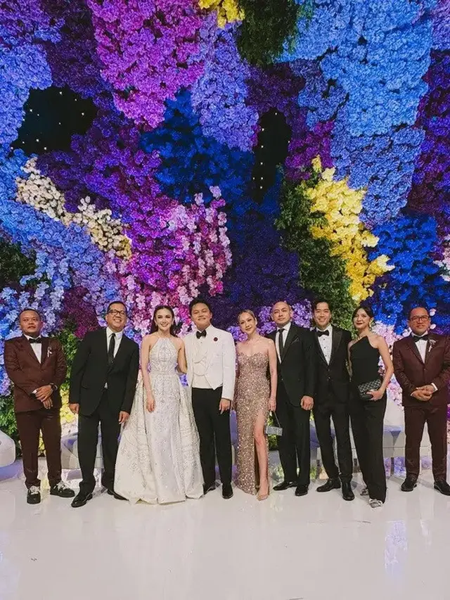 Vidi Aldiano dan Istri Sheila Dara Aisha
