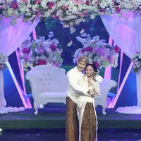 Dewi Perssik dan Angga Wijaya