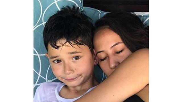 Akrabnya Kekasih Mike Lewis dengan Kenzou (Foto: Instagram/@mike_lewis)