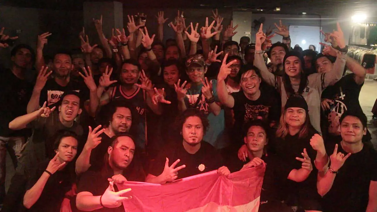 Aksi Bless The Knights di Kuala Lumpur, Malaysia.