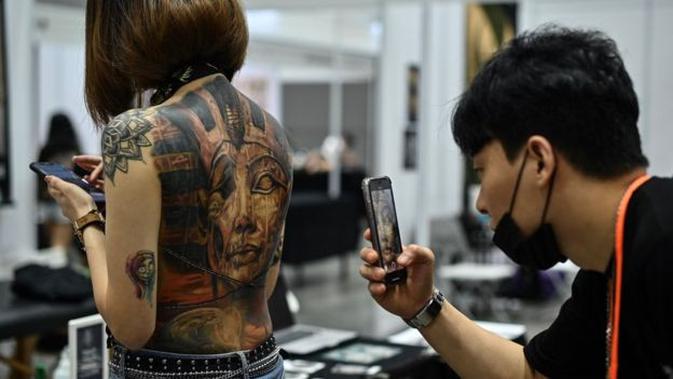 Tampilkan Wanita Setengah Telanjang Pameran Tato Malaysia Bikin Menteri Berang Global Liputan6 Com