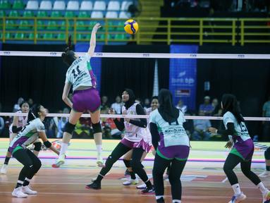 Juara bertahan Jakarta Pertamina Enduro (JPE) meraih poin penuh setelah menumbangkan Jakarta Popsivo Polwan dalam laga lanjutan Proliga 2026. (Dok. PBVSI)