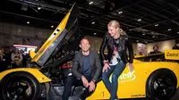 Jenson Button dan Jodie Kidd (kanan) dikabarkan memiliki hubungan spesial. (Twitter)
