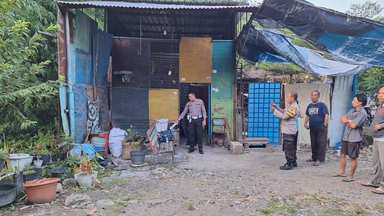 Bayi Dibuang
