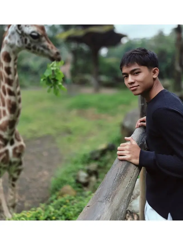 6 Potret Ruben Onsu Sebelum Dilarikan ke RS, Unggah Liburan Bareng Anak-Anak