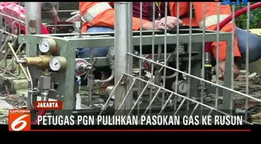 Pasca-kebocoran pipa gas di depan kantor BNN, Cawang, Jakarta Timur, petugas PGN memperbaiki stasiun gas Bidara Cina untuk pulihkan pasokan gas.