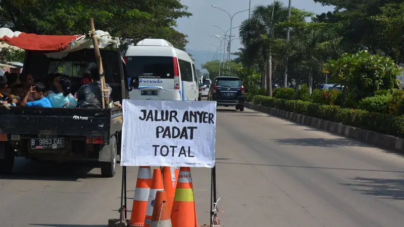 anyer macet total