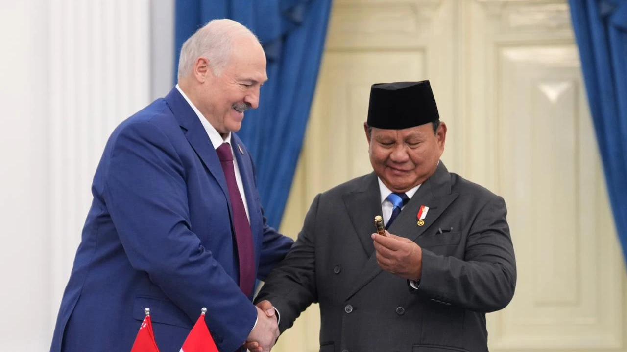 Presiden Belarus Pilih Menginap di Istana Negara