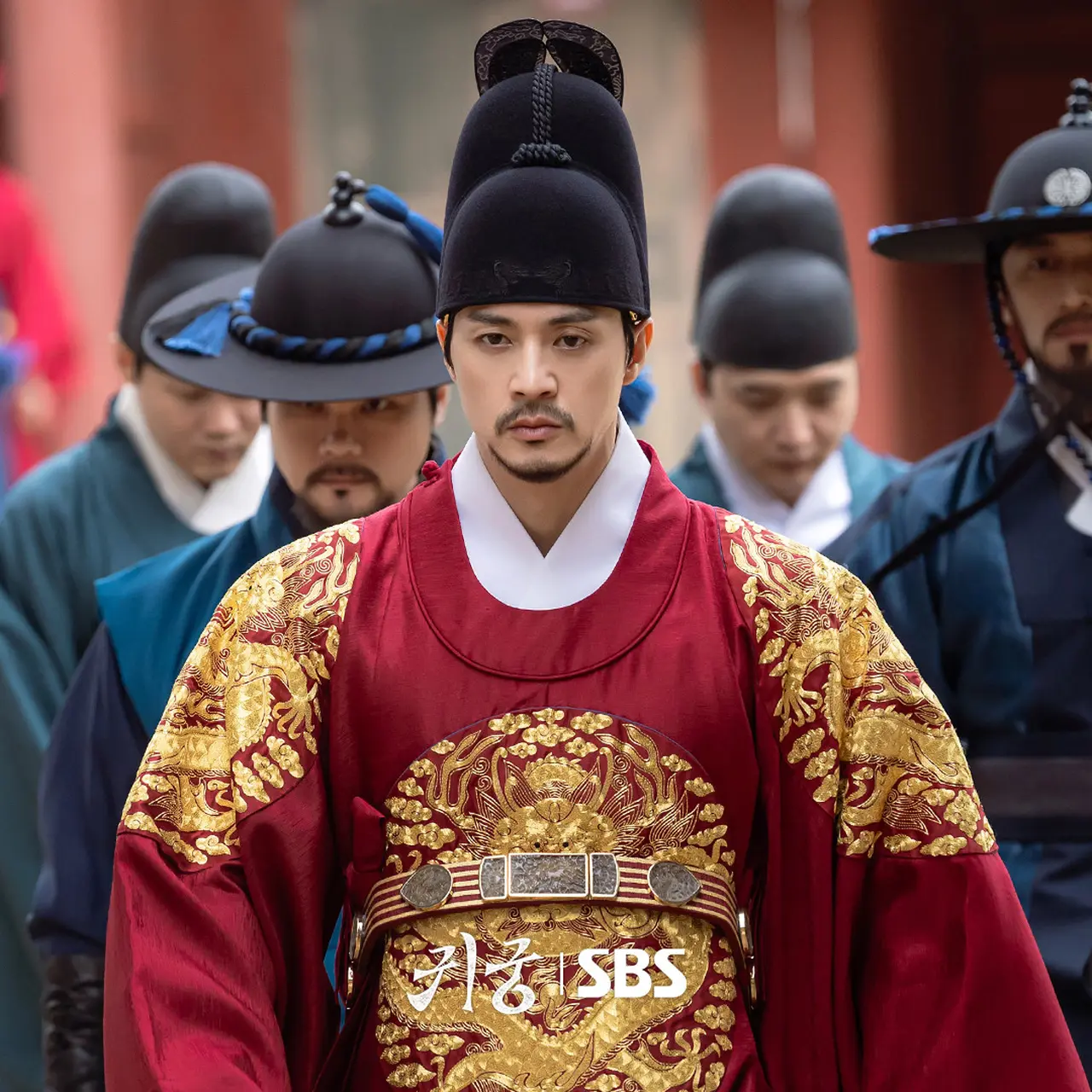 Kim Ji Hoon Kecele, Mengira Bisa Perankan Raja dengan Santuy di Drakor ...
