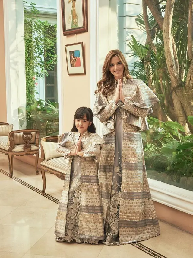 [Bintang] Nia Ramadhani