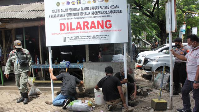 Tanah seluas 31.530 meter persegi di Jalan Jagir Wonokromo, Kota Surabaya yang berupa pasar ini menjadi sitaan Satgas BLBI