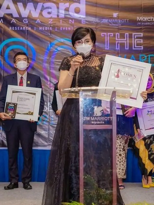 Disebut Mirip Artis, Ini 6 Potret Polwan Netty Rosdiana Siagian yang Viral