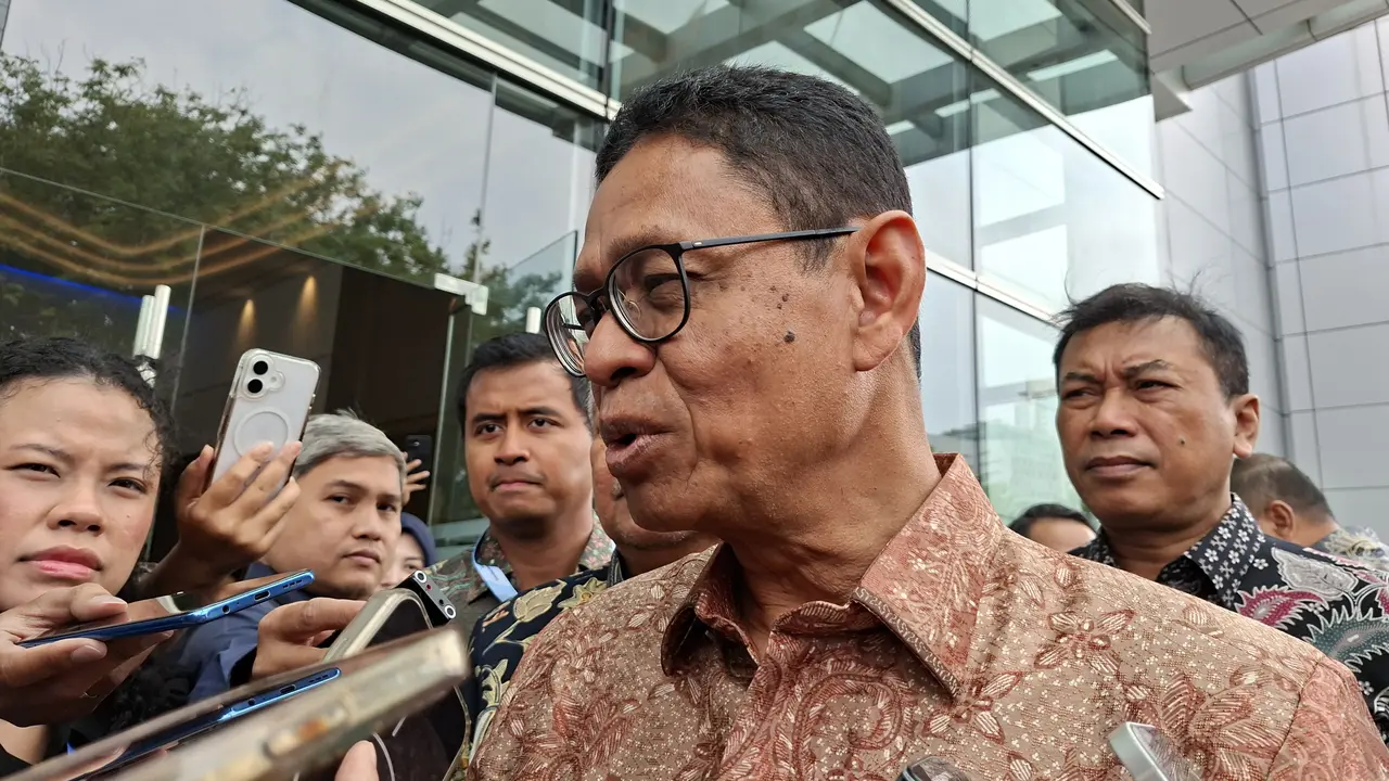 Wakil Menteri Energi dan Sumber Daya Mineral (ESDM), Yuliot Tanjung dalam EBTKE ConEx di JIExpo Kemayoran, Jakarta, Rabu (2/9/2026). (Liputan6.com/Arief)