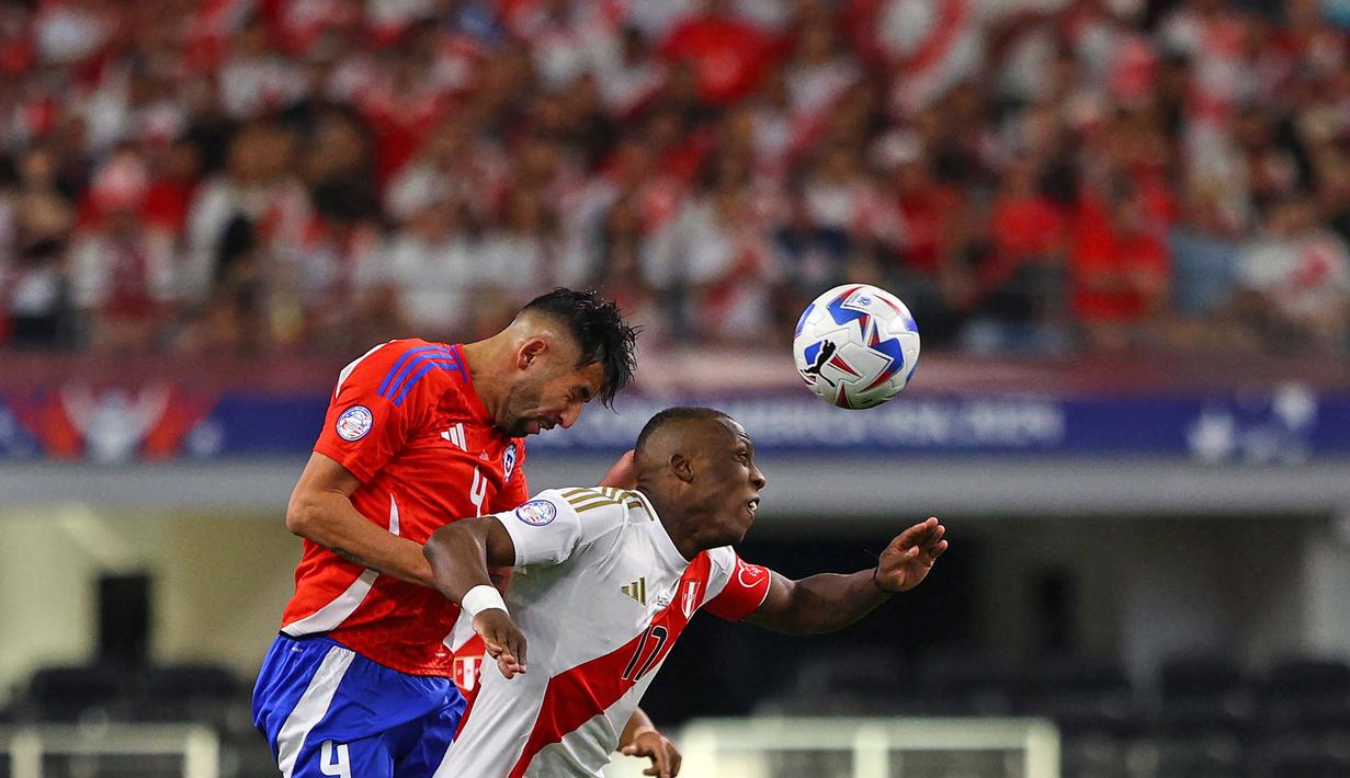 Hasil imbang ini membuat Peru tetap berada di peringkat kedua klasemen Grup A Copa America 2024 dengan poin satu. (Aric Becker/AFP)