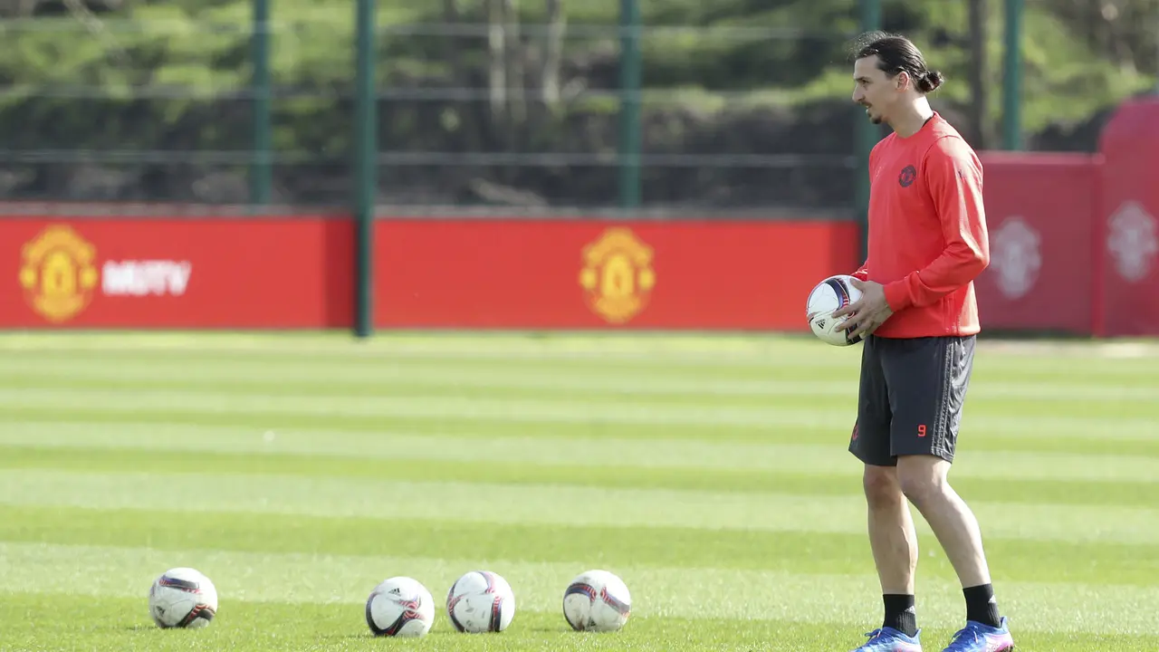 Manchester United (MU)