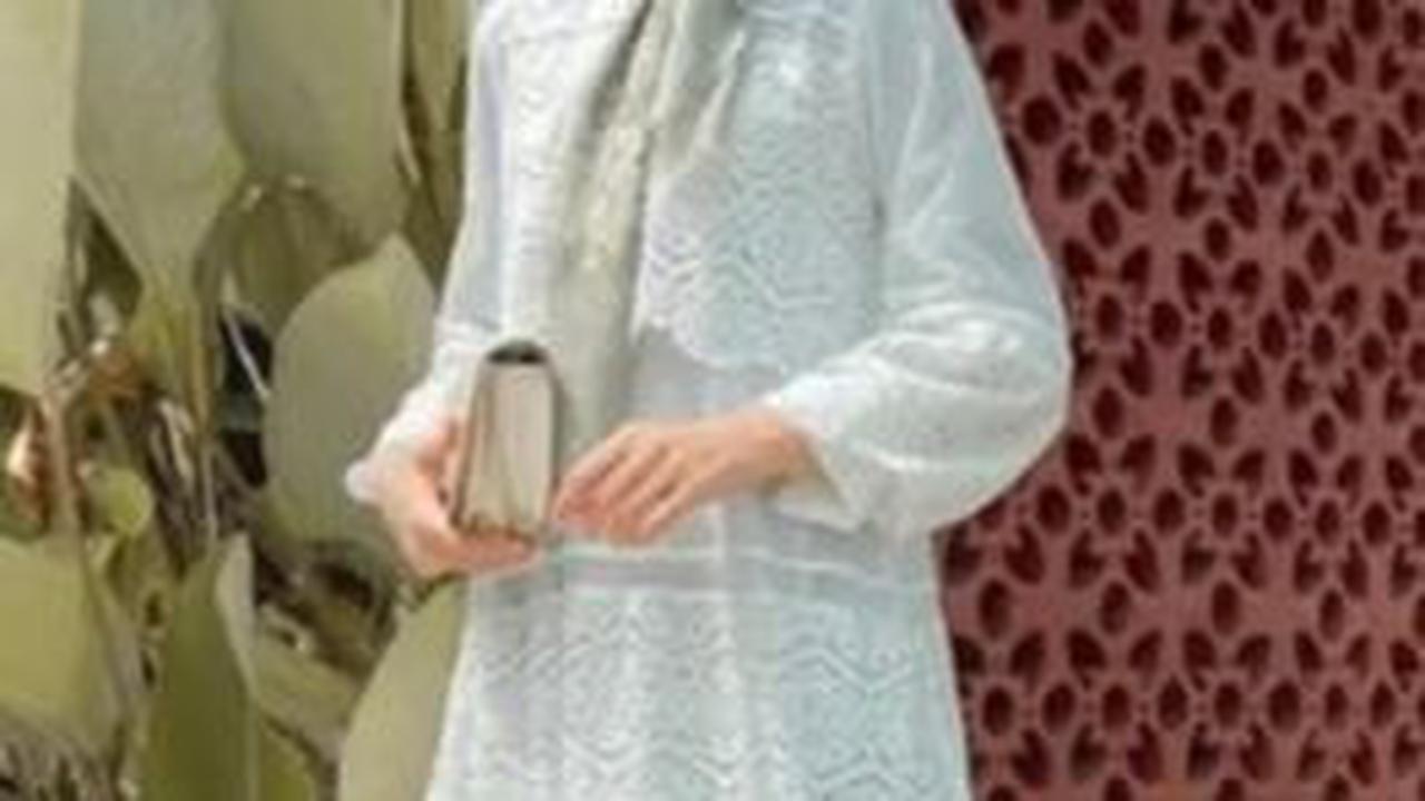 4. Gamis Tile