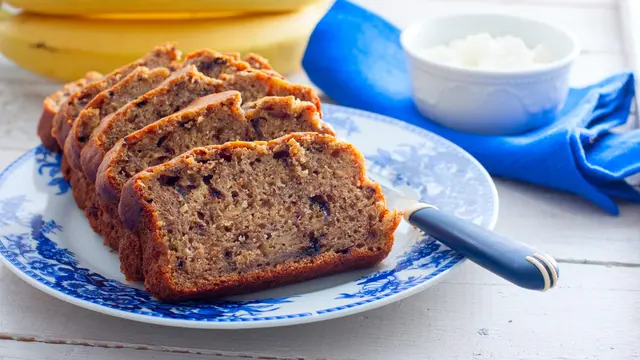 bolu pisang ambon