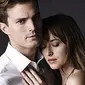 Meski 50 Shades of Grey banyak ditunggu, muatan yang dianggap terlalu vulgar belakangan menjelma menjadi batu sandungan bagi filmnya sendiri