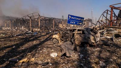 Drone Rusia Hantam Gudang Militer di Kyiv 37 Orang Tewas
