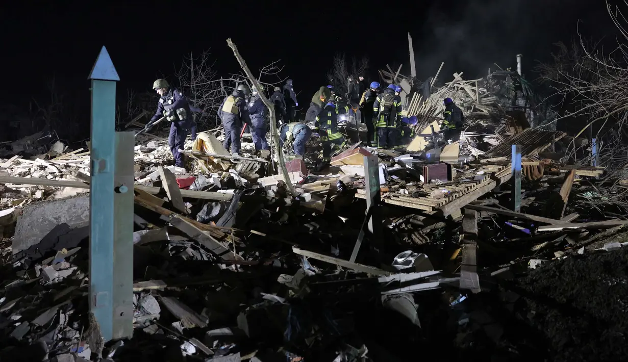 Sedikitnya dua orang dinyatakan meninggal dunia di Kramatorsk. (Anatolii STEPANOV/AFP)
