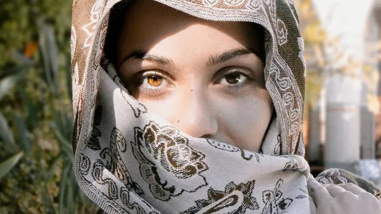 4 Kreasi Hijab Pashmina Terbaru yang Mudah dan Stylish!
