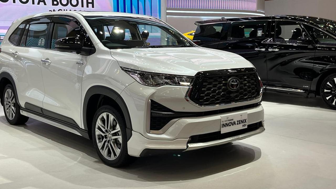 Innova Zenix Mendominasi Pasar Kendaraan Hybrid, Santa Fe Mengalahkan CR-V e:HEV