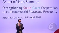 Presiden Jokowi memberikan pidato penutupan di Konferensi Tingkat Tinggi (KTT) Asia Afrika 2015 di JCC Jakarta, Kamis (23/4/2015). Dalam konferensi tersebut disepakati tiga poin kesepakatan antar negara-negara Asia-Afrika. (Liputan6.com/Herman Zakharia) 