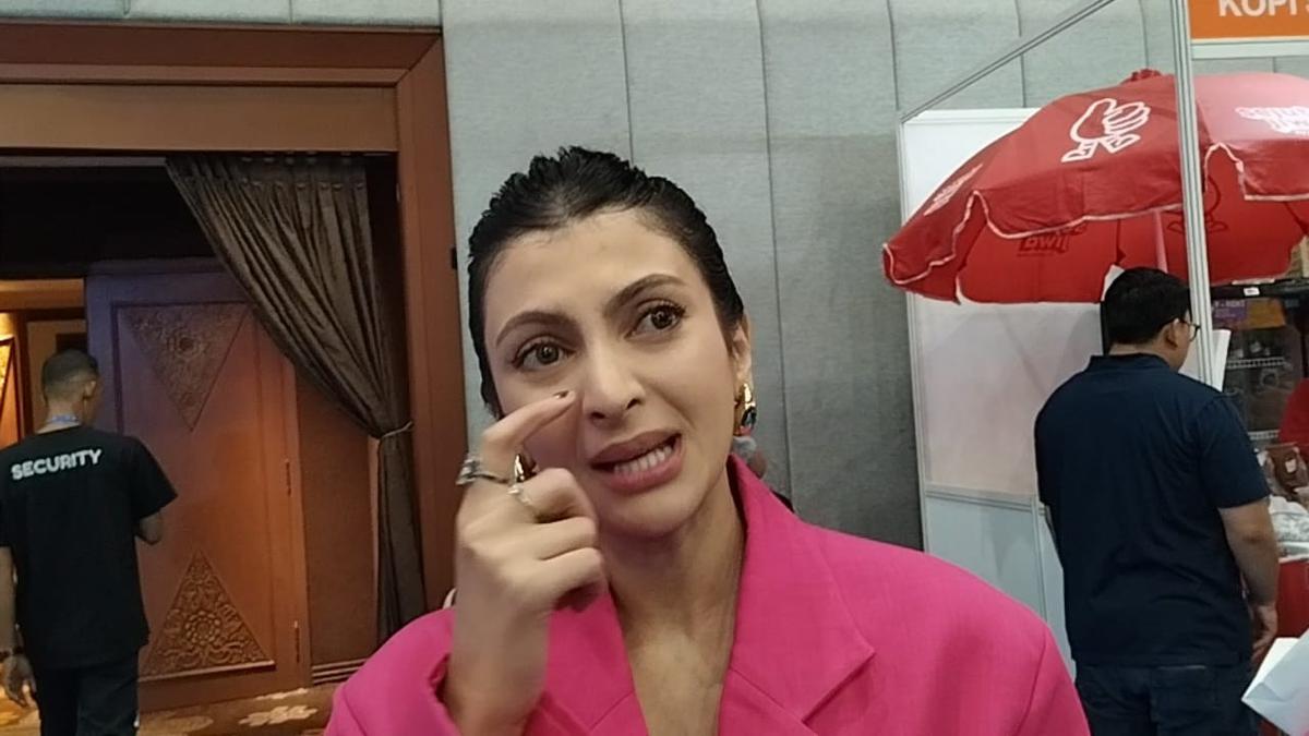Sarah Kiehl Ungkap Tantangan Jadi Ibu Baru, dari Begadang hingga Urusan Pumping