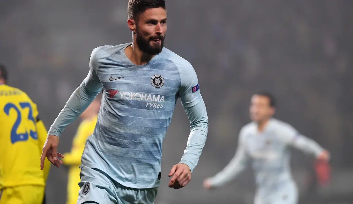 Oliver Giroud melakukan selebrasi usai mencetak gol ke gawang Bate Borisov di laga lanjutan Grup L Liga Europa 2018/19 yang berlangsung di Stadion Borisov Arena (9/11). Chelsea menang 1-0 (AFP/Kirill Kudrayavsev